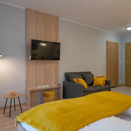 Rentplanet - Górna Apartamento *