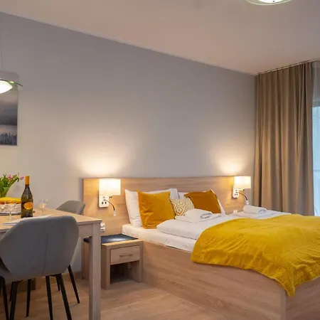 Rentplanet - Górna Apartamento *