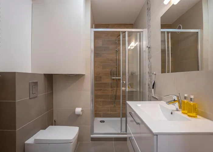 Rentplanet - Gorna 斯克拉斯卡波伦巴